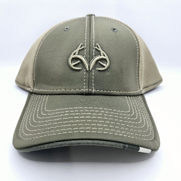 Green Realtree 2 tone Mesh Fitted Hat One Size Fits Most - Picture 1 of 6